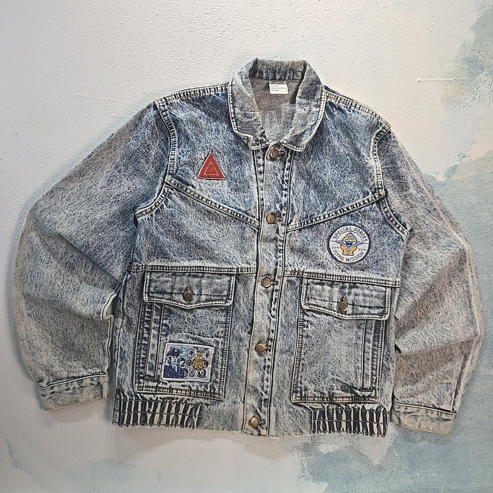 VTG Valor‎ Acid Wash Denim Jacket Men XL Blue Military Patch 77th Flying Mission